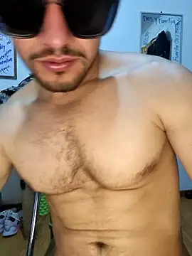 coqueto1210 online show from 11/15/25, 03:52