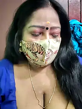 maniisha online show from 10/15/25, 07:14