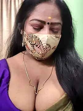 maniisha online show from 10/23/25, 07:34