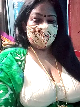 maniisha online show from 04/10/26, 03:39