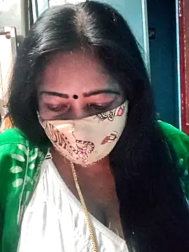 maniisha online show from 04/12/26, 01:49