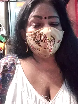 Snapshot of maniisha chatting on 05/03/26, 07:09 maniisha online show from 05/03/26, 07:09