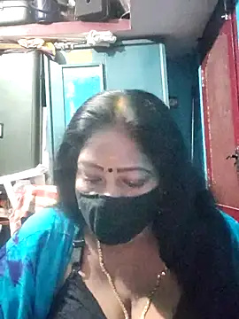 Snapshot of maniisha chatting on 06/04/26, 05:19 maniisha online show from 06/04/26, 05:19