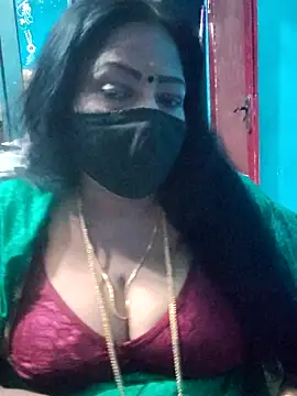 Snapshot of maniisha chatting on 06/13/26, 04:38 maniisha online show from 06/13/26, 04:38