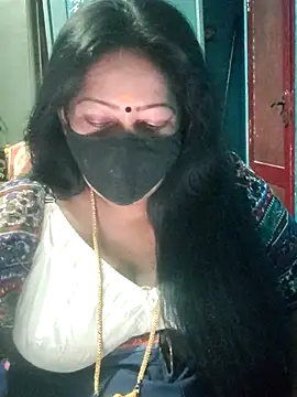 Snapshot of maniisha chatting on 06/30/26, 04:41 maniisha online show from 06/30/26, 04:41