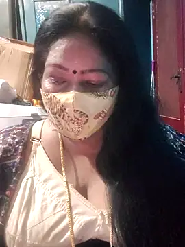 Snapshot of maniisha chatting on 07/10/26, 04:53 maniisha online show from 07/10/26, 04:53