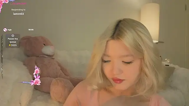 milli sun  online show from 02/25/26, 05:06