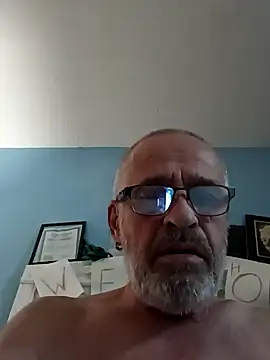 Snapshot of geilerschwanz64 chatting on 01/23/25, 03:05 geilerschwanz64 online show from 01/23/25, 03:05