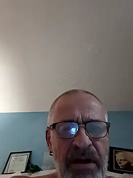 Snapshot of geilerschwanz64 chatting on 01/24/25, 12:42 geilerschwanz64 online show from 01/24/25, 12:42
