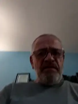 Snapshot of geilerschwanz64 chatting on 02/19/25, 12:35 geilerschwanz64 online show from 02/19/25, 12:35