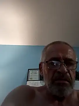 Snapshot of geilerschwanz64 chatting on 03/21/25, 09:34 geilerschwanz64 online show from 03/21/25, 09:34