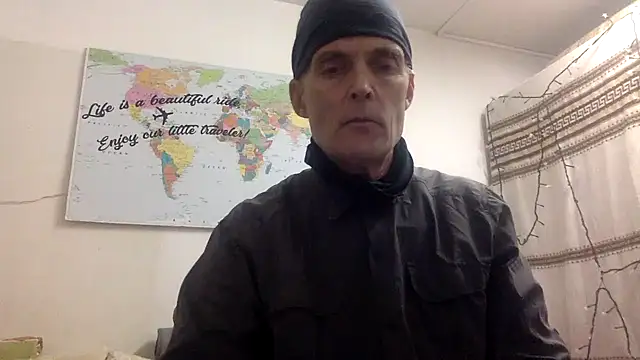 Snapshot of TowaFreespirit chatting on 12/10/24, 11:43 TowaFreespirit online show from 12/10/24, 11:43