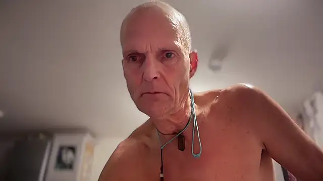 Snapshot of TowaFreespirit chatting on 03/05/26, 12:28 TowaFreespirit online show from 03/05/26, 12:28