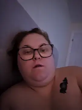 Tallulah-mae-xoxox online show from 11/12/25, 10:48