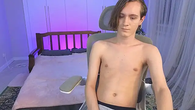 Snapshot of nikompell chatting on 01/22/25, 03:09 nikompell online show from 01/22/25, 03:09