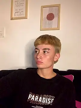 nico 18x online show from 02/07/25, 01:25