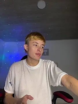 nico 18x online show from 02/11/25, 05:26