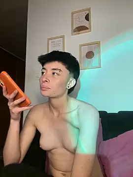 nico 18x online show from 02/19/25, 01:40