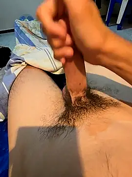 Snapshot of Imtoop22cm chatting on 09/13/25, 01:38 Imtoop22cm online show from 09/13/25, 01:38