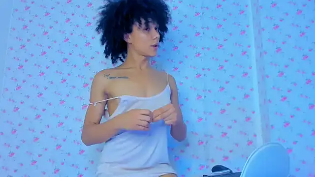 StassieBell online show from 09/16/25, 03:35