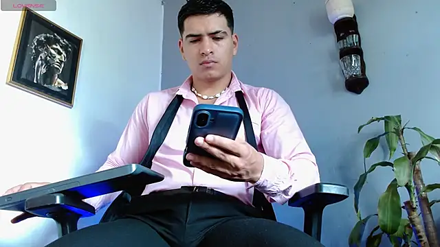 Adrian Mill3r online show from 11/02/25, 05:59