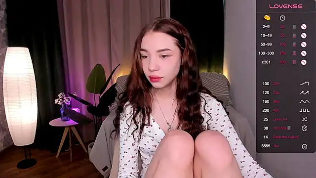 MilliBrown  online show from 02/02/25, 06:15