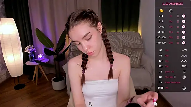 MilliBrown  online show from 02/19/25, 03:05