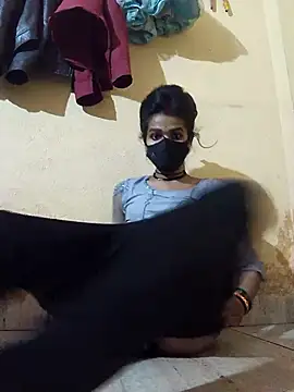 Snapshot of Hoty_girl_143 chatting on 03/14/25, 06:50 Hoty girl 143 online show from 03/14/25, 06:50