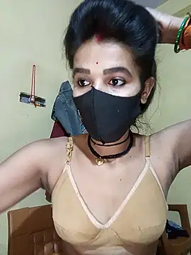 Snapshot of Hoty_girl_143 chatting on 03/18/25, 02:36 Hoty girl 143 online show from 03/18/25, 02:36