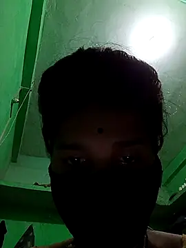 Snapshot of Hoty_girl_143 chatting on 09/28/25, 06:02 Hoty girl 143 online show from 09/28/25, 06:02