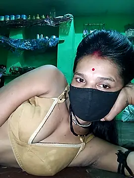 Snapshot of Hoty_girl_143 chatting on 10/02/25, 04:47 Hoty girl 143 online show from 10/02/25, 04:47