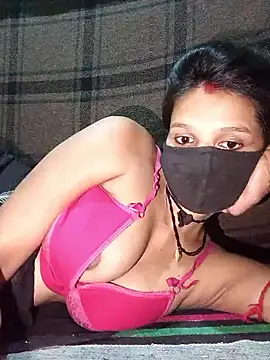 Hoty girl 143 online show from 04/06/26, 04:57