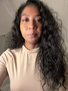 IamCrystal2 online show from 04/21/26, 11:51