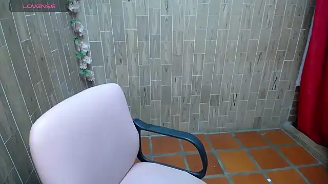 solyeria online show from 12/05/25, 03:48