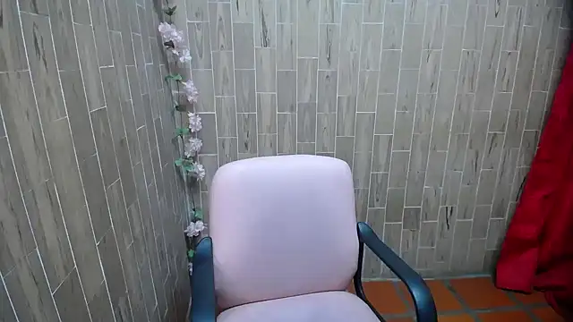 solyeria online show from 04/05/26, 12:13