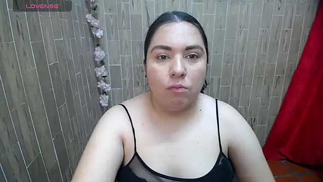 solyeria online show from 04/23/26, 01:18