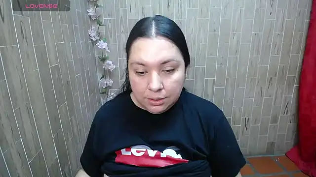 Snapshot of solyeria chatting on 07/05/26, 06:59 solyeria online show from 07/05/26, 06:59