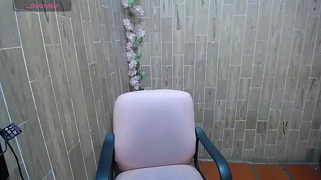 Snapshot of solyeria chatting on 07/11/26, 09:16 solyeria online show from 07/11/26, 09:16