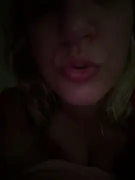 Snapshot of Bia_sexynovaes chatting on 02/04/25, 07:18 Bia sexynovaes online show from 02/04/25, 07:18