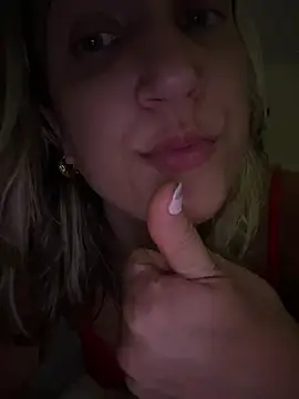 Snapshot of Bia_sexynovaes chatting on 03/12/25, 09:34 Bia sexynovaes online show from 03/12/25, 09:34