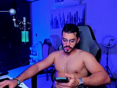 BrunoD31 online show from 02/02/26, 03:49