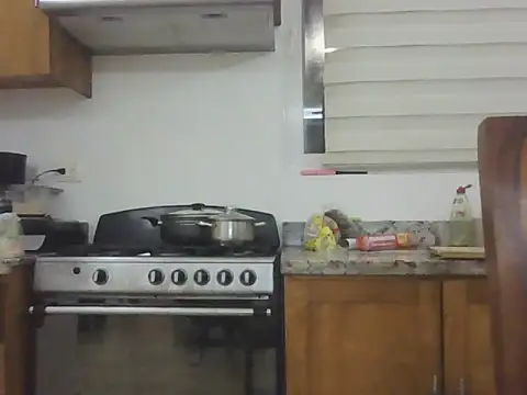 adele-33 online show from 11/12/25, 01:06