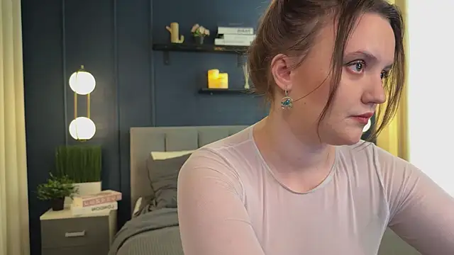 Lella Ryann  online show from 01/17/26, 04:54