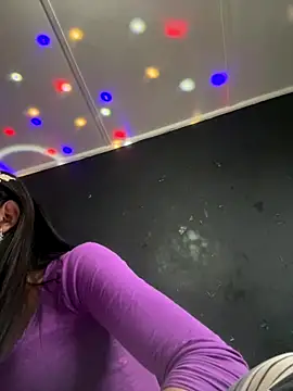 Snapshot of Isa_bellats_95 chatting on 11/14/25, 12:26 Isa bellats 95 online show from 11/14/25, 12:26