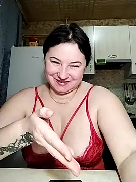 Holly-69 online show from 02/18/25, 08:58