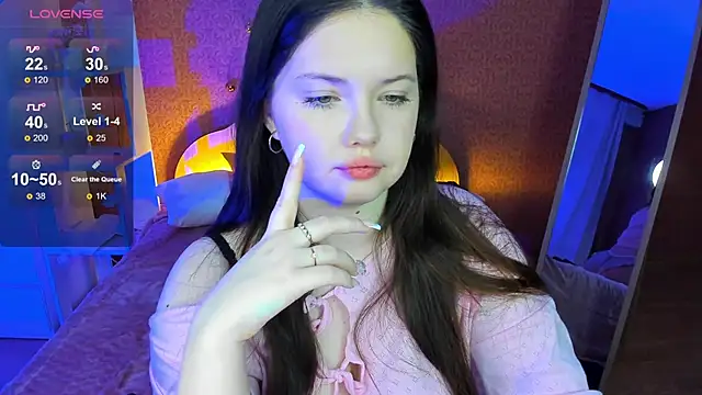 Rina Bailey online show from 12/16/24, 01:10