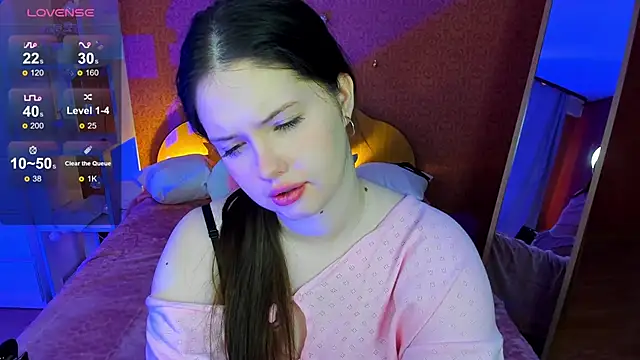 Rina Bailey online show from 12/16/24, 04:13