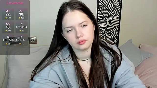 Rina Bailey online show from 01/31/25, 01:22