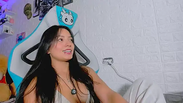 missycanoo online show from 10/01/25, 03:23