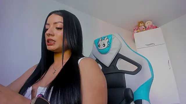 Snapshot of missycanoo chatting on 05/26/26, 09:44 missycanoo online show from 05/26/26, 09:44